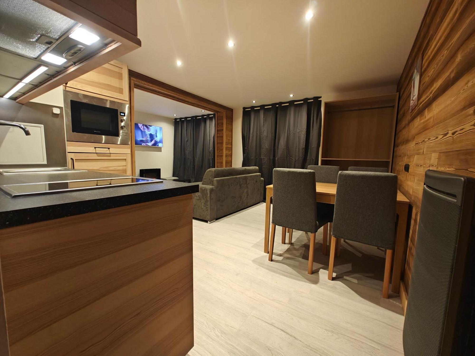 Апартаменты Chez Carole Et Arnaud Валь-Торанс Экстерьер фото